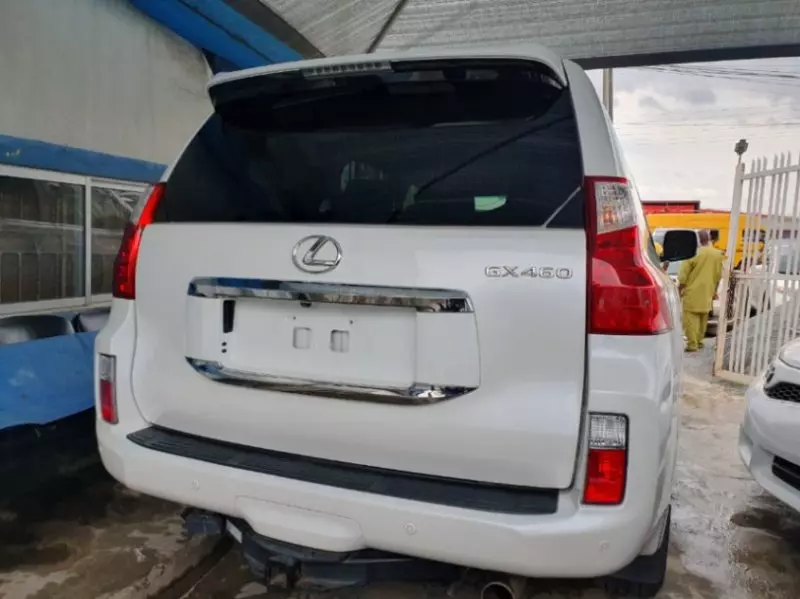Lexus GX 460   - 2012