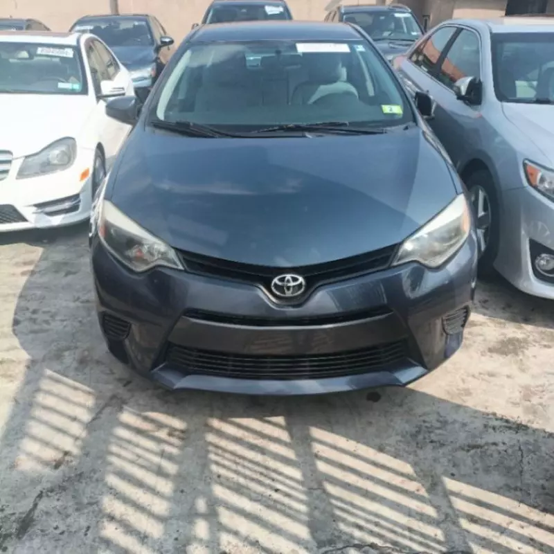 Toyota Corolla   - 2013