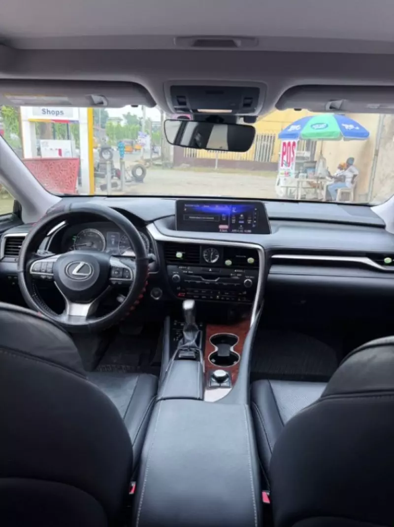 Lexus RX   - 2018