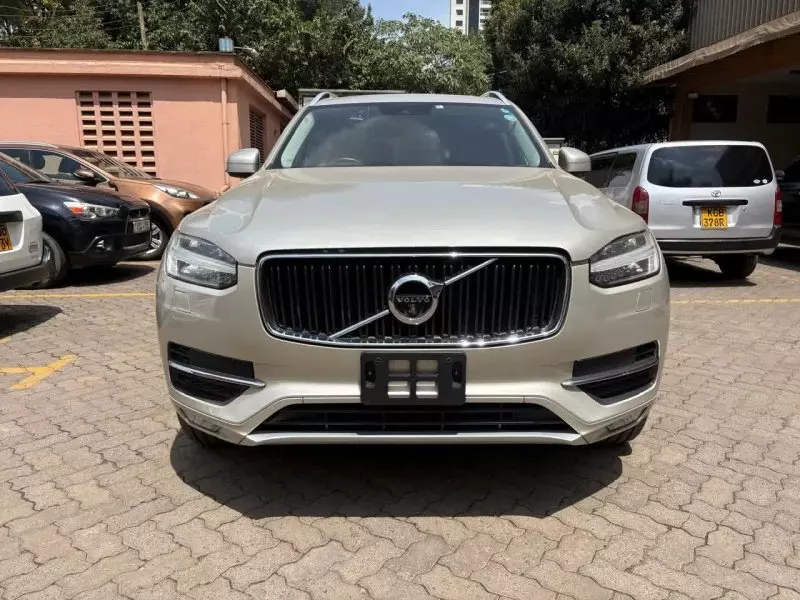 Volvo XC90   - 2016