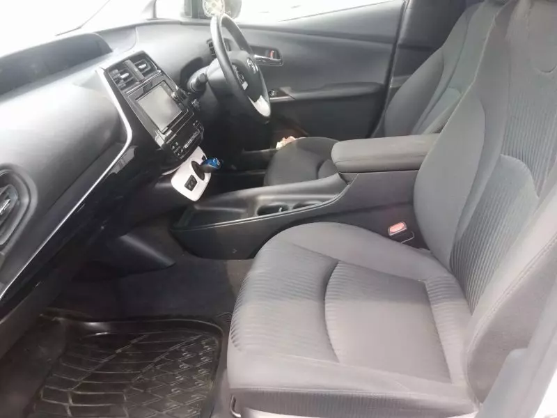 Toyota Prius Hybrid - 2013