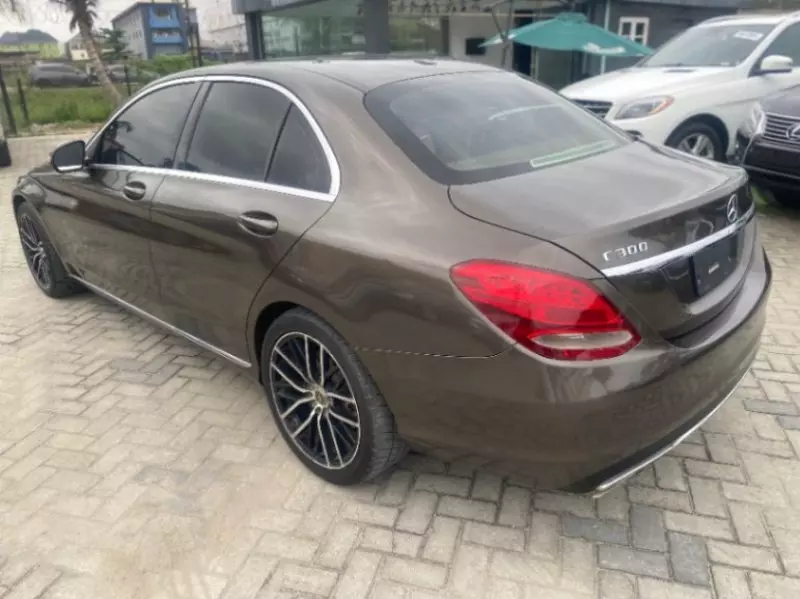Mercedes-Benz C 300   - 2016