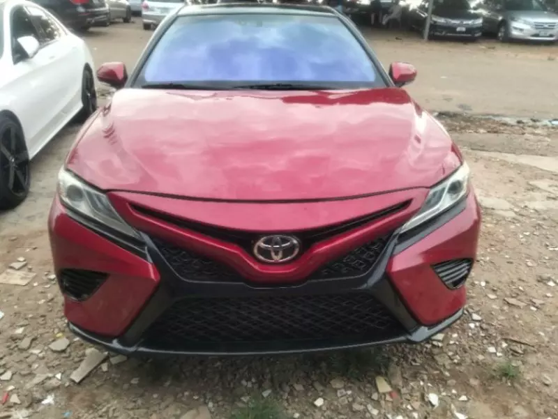 TOYOTA Camry   - 2021