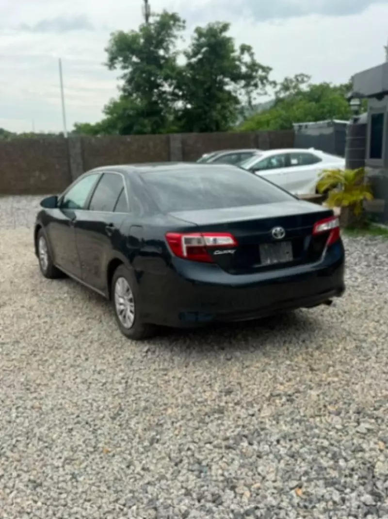 TOYOTA Camry   - 2012