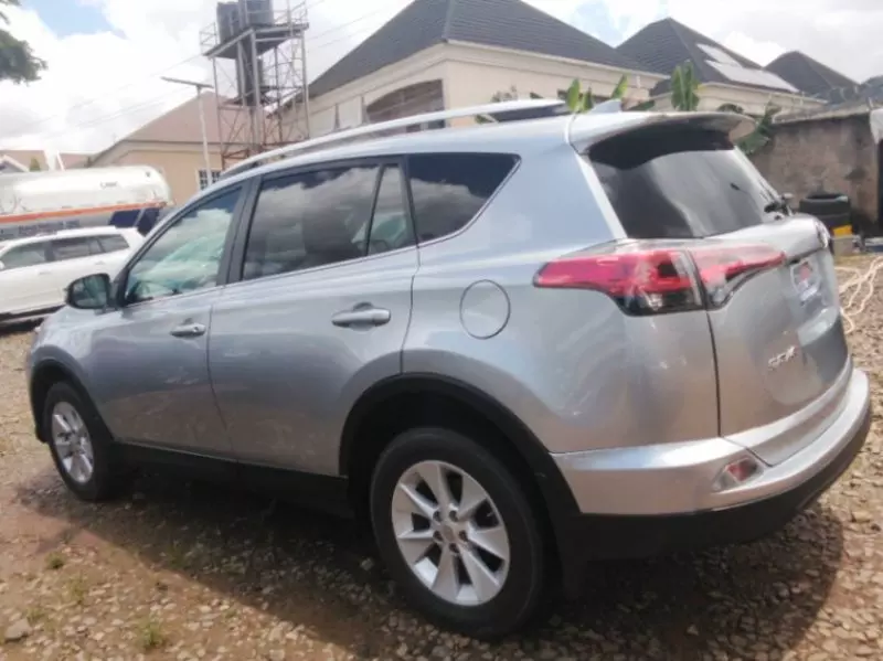 TOYOTA RAV4   - 2017