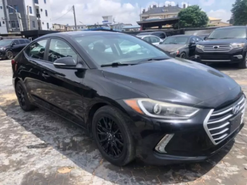Hyundai Elantra   - 2017