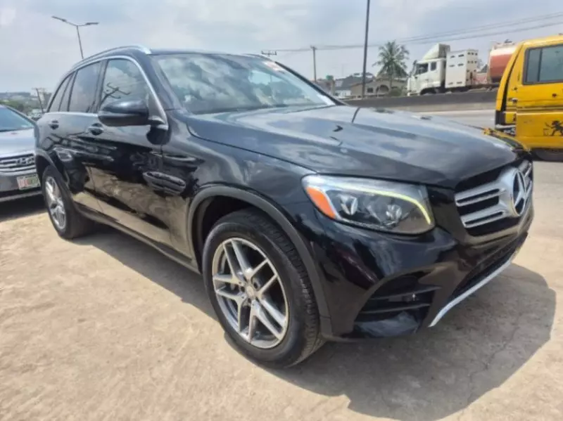Mercedes-Benz Glc-class   - 2016