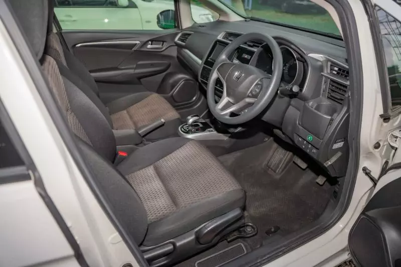 Honda Fit Hybrid    - 2019