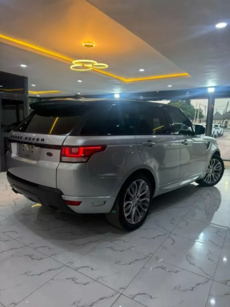 RANGE ROVER Vogue - 2017
