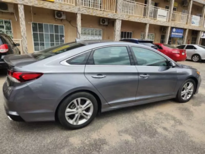 Hyundai Sonata   - 2018