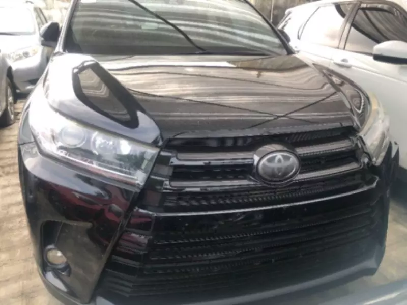 TOYOTA Highlander   - 2018