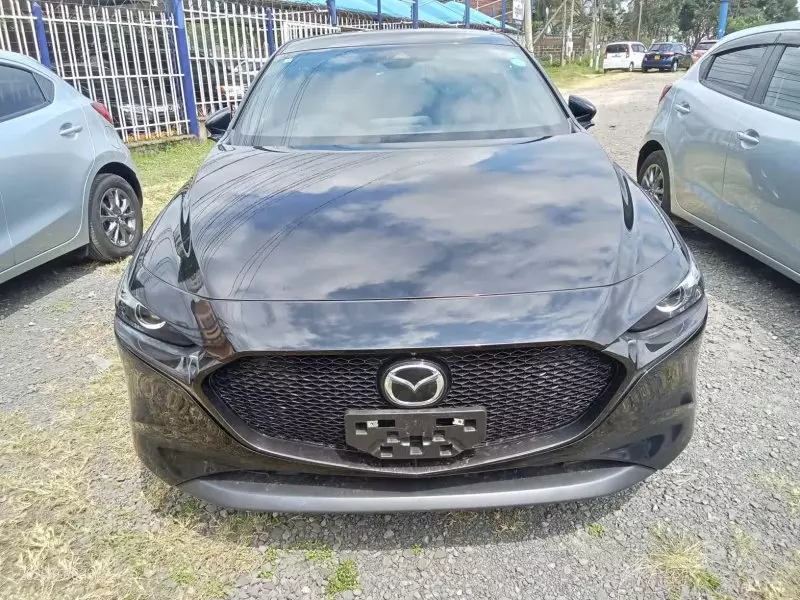 Mazda 3   - 2019