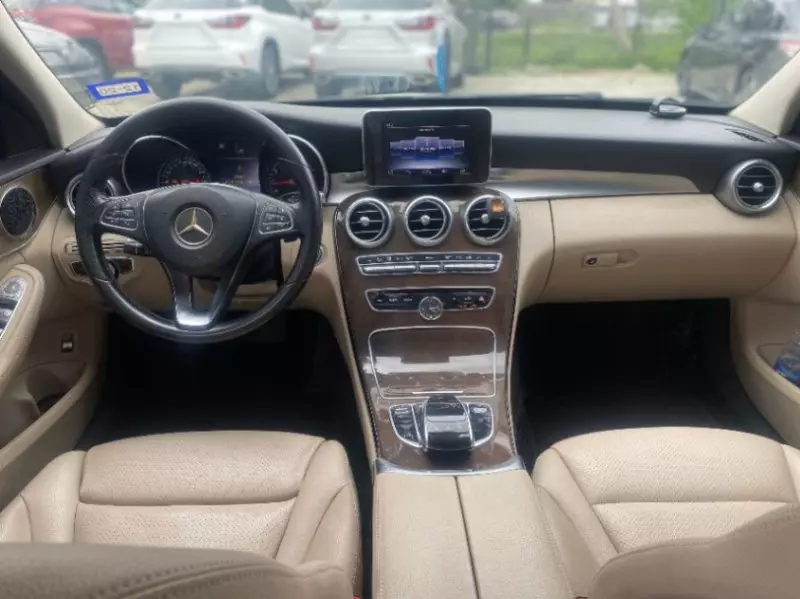 Mercedes-Benz C 300   - 2016