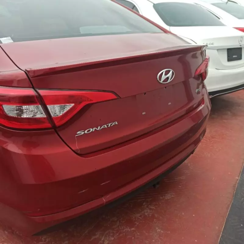 Hyundai Sonata   - 2016