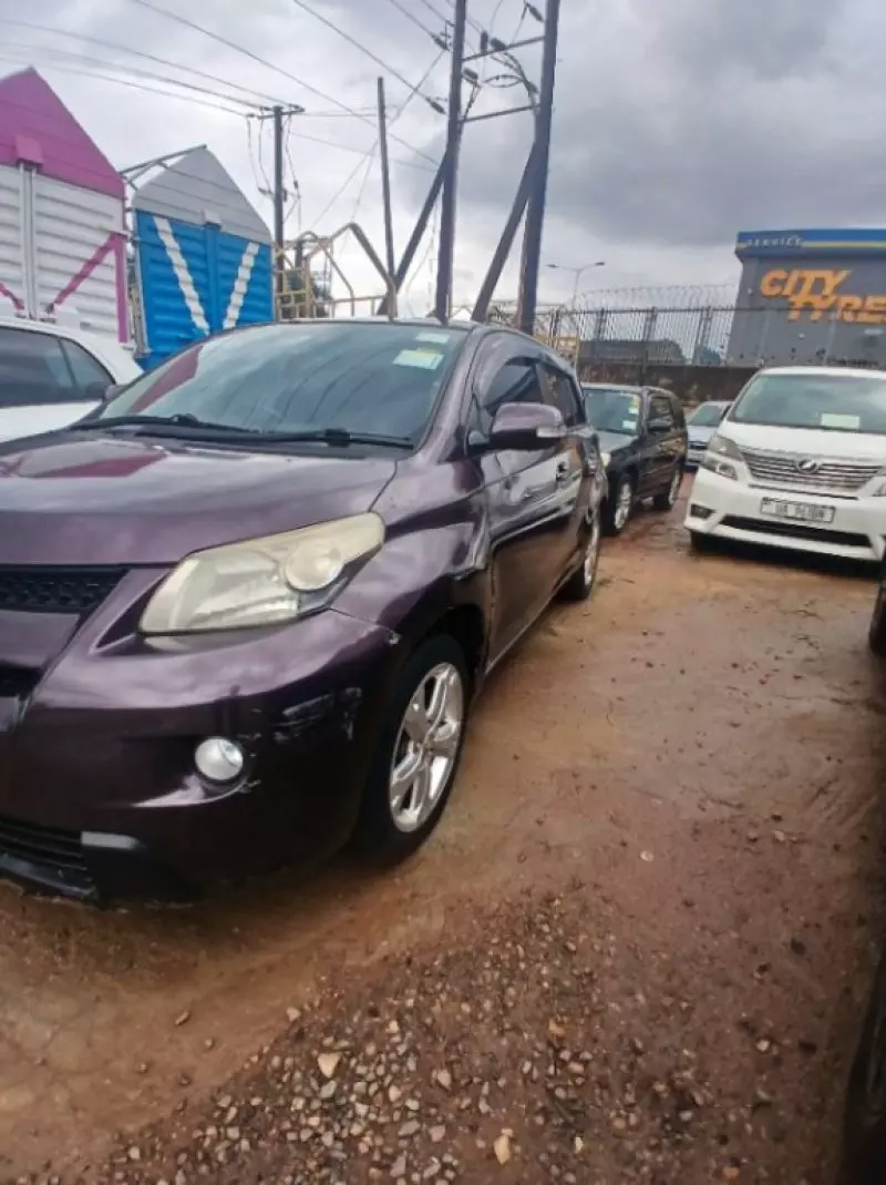 Toyota Ist    - 2007