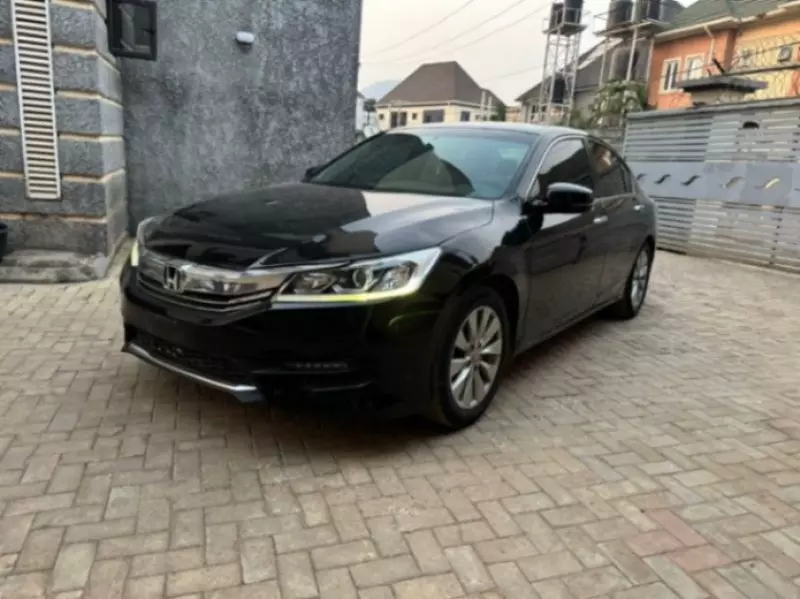 Honda Accord   - 2013