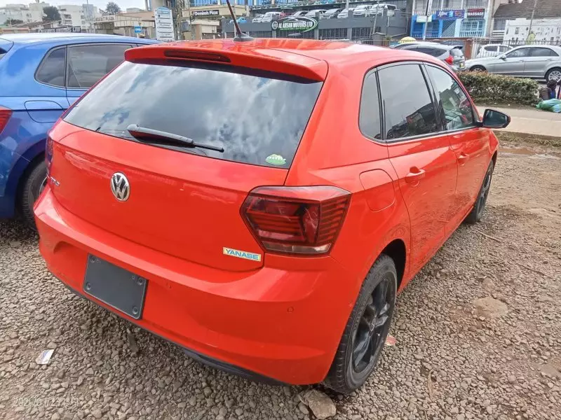 Volkswagen Polo   - 2018