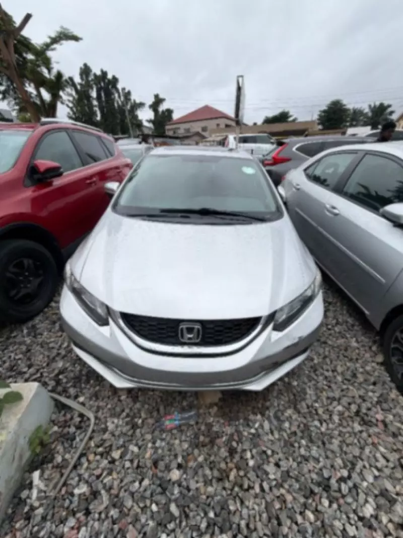 Honda Civic   - 2014