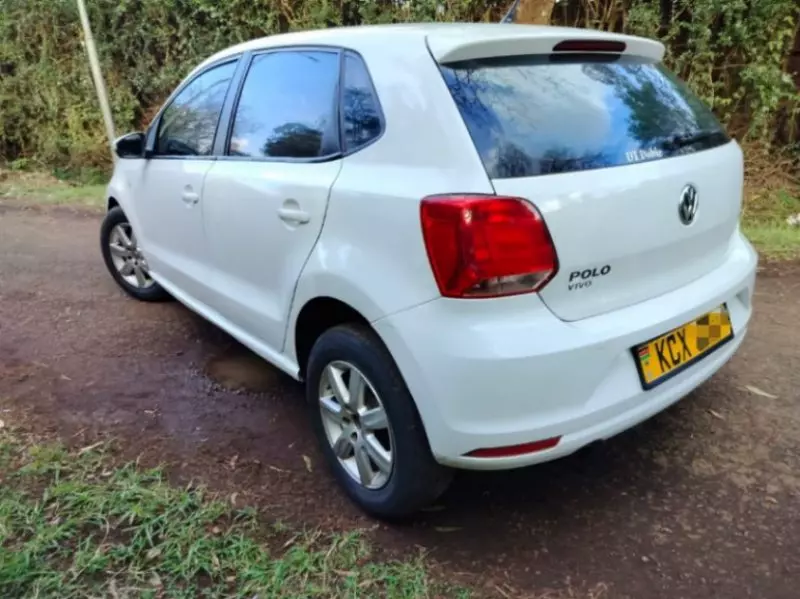 VOLKSWAGEN polo sedadan trend  ba ess   - 2019
