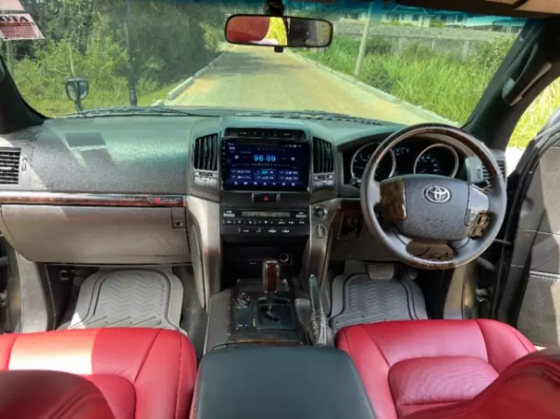 Toyota Land Cruiser   - 2009