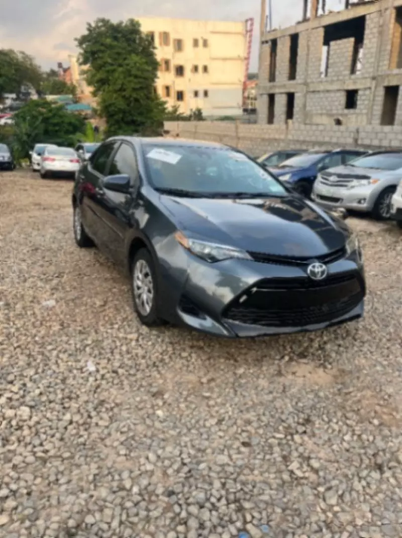 TOYOTA Corolla   - 2019