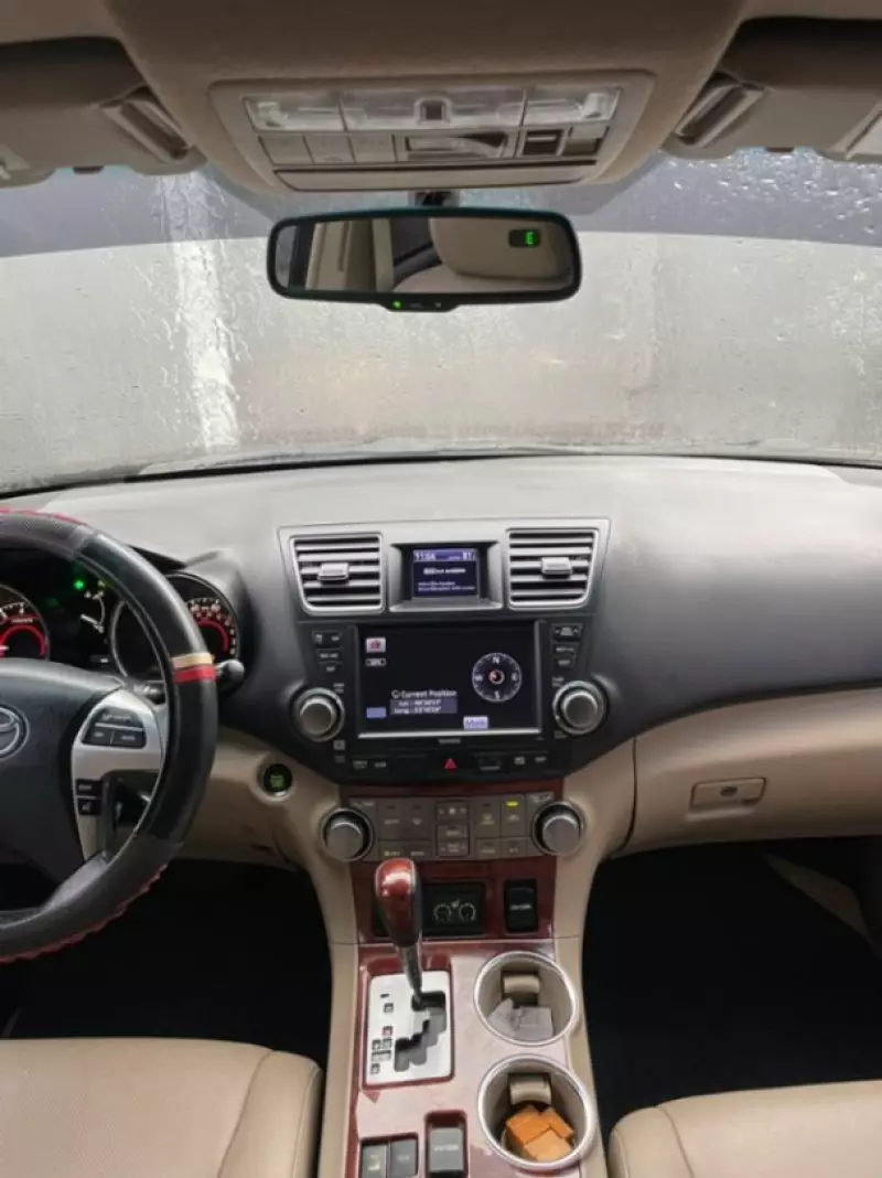 TOYOTA Highlander   - 2013