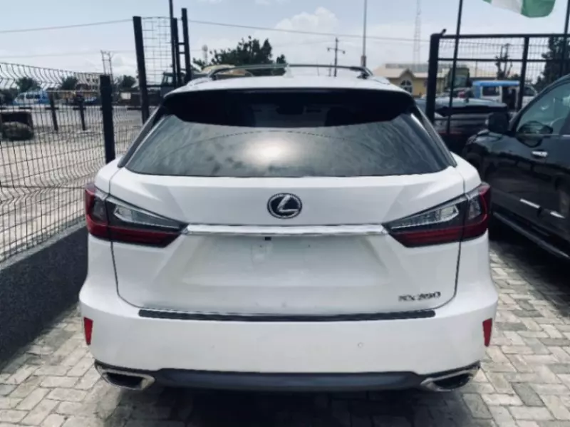 Lexus RX   - 2016