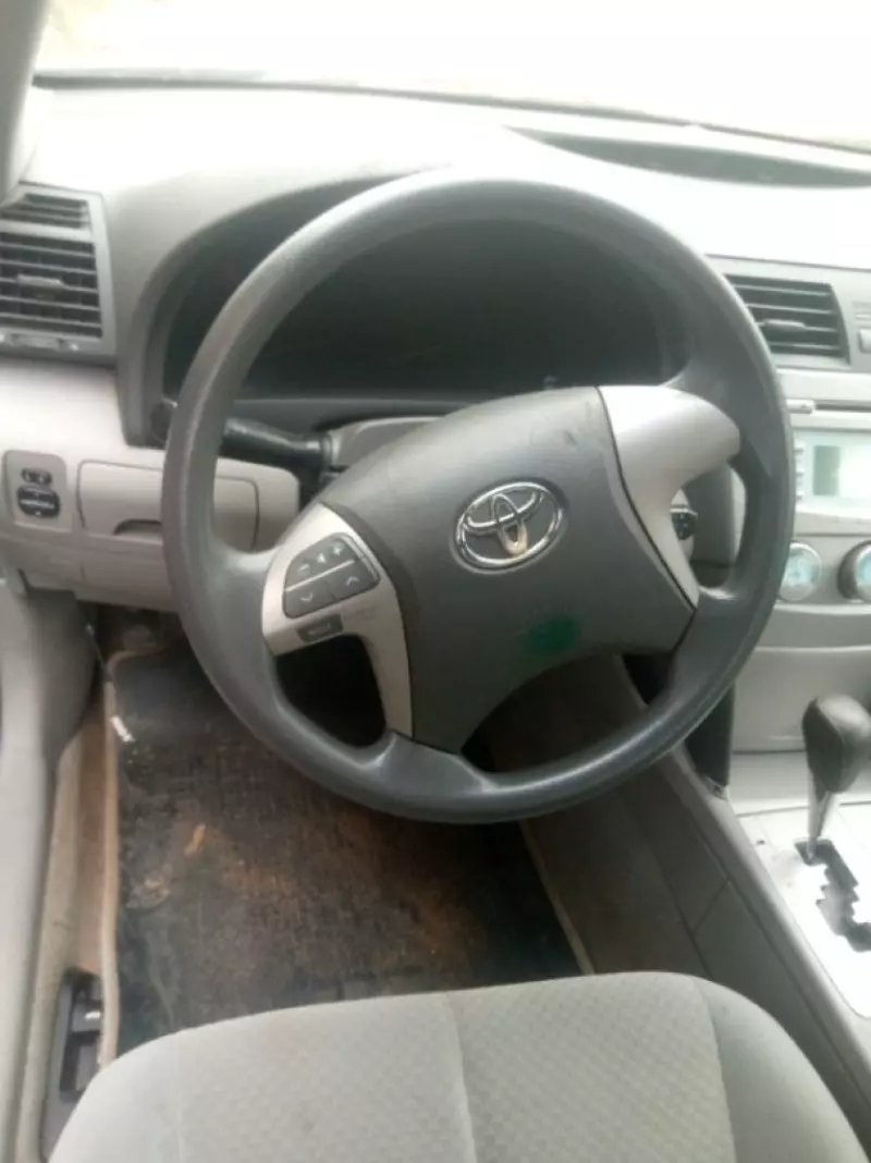 Toyota Camry   - 2007