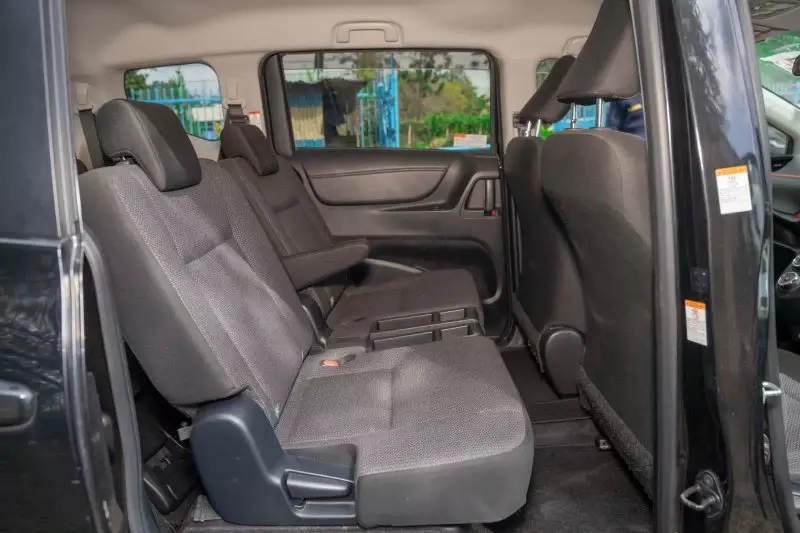 TOYOTA Sienta   - 2020
