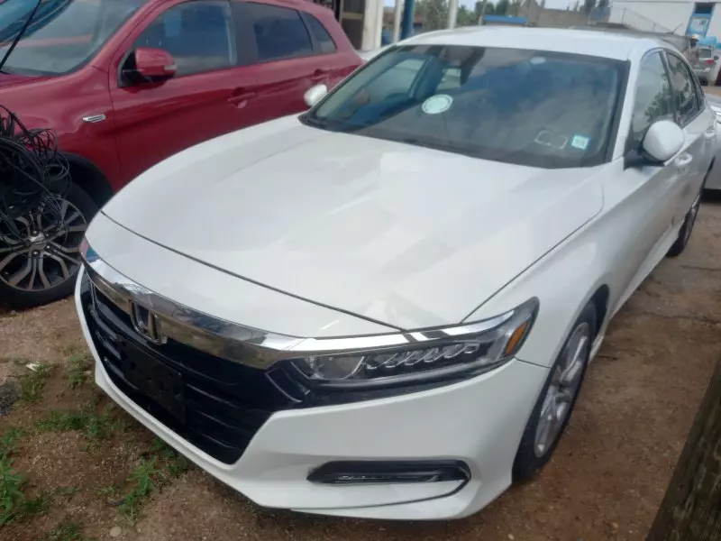 Honda Accord   - 2020