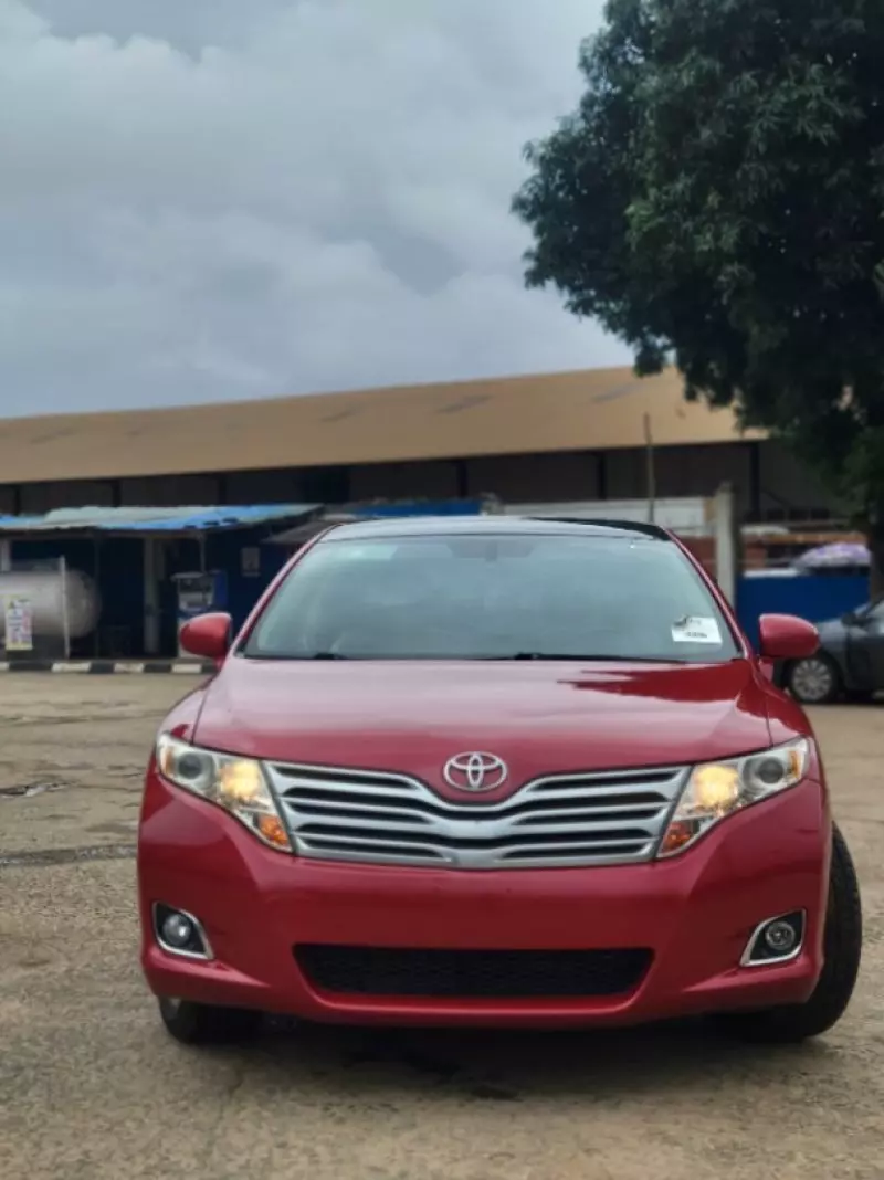 TOYOTA Venza   - 2010