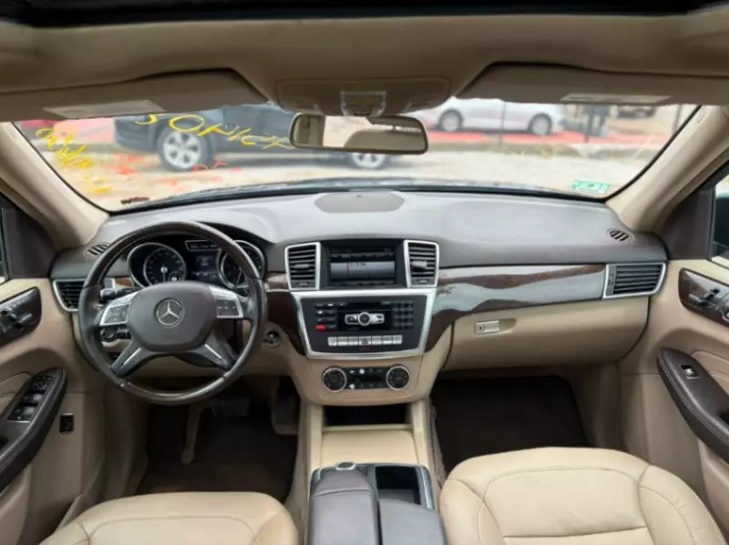 Mercedes-Benz ML 350 - 2013