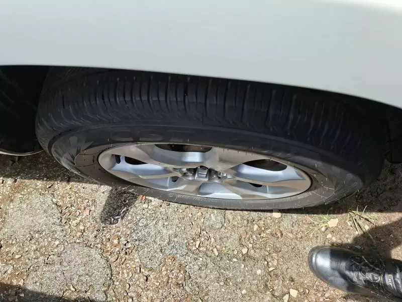 Toyota Vanguard    - 2012
