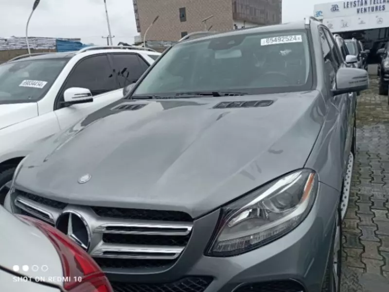 Mercedes-Benz GLE 350 - 2016