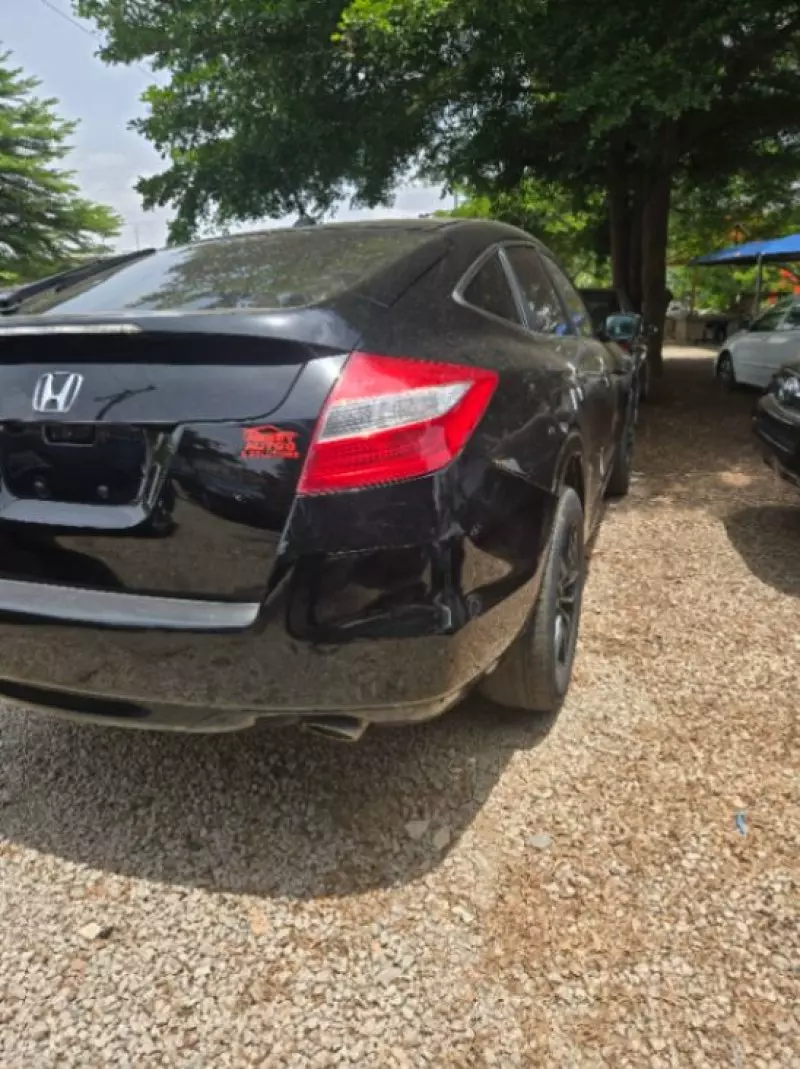 Honda Accord Crosstour   - 2011