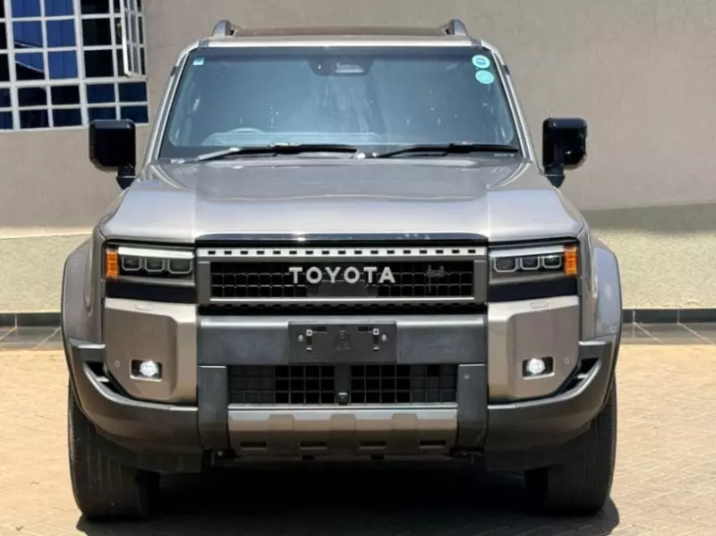 Toyota Land Cruiser Prado   - 2024
