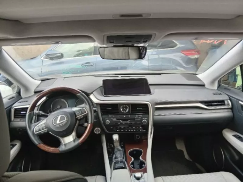 Toyota Camry   - 2018