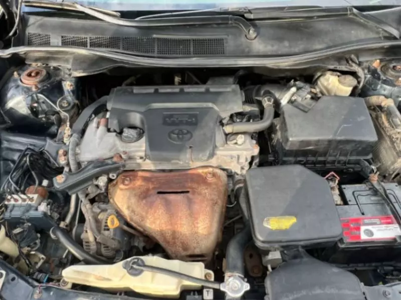 Toyota Camry   - 2012
