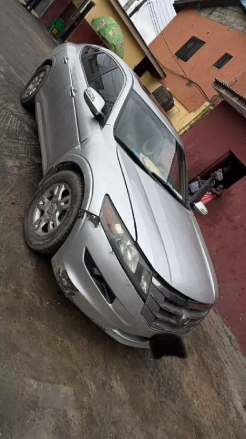Honda Accord Crosstour   - 2010