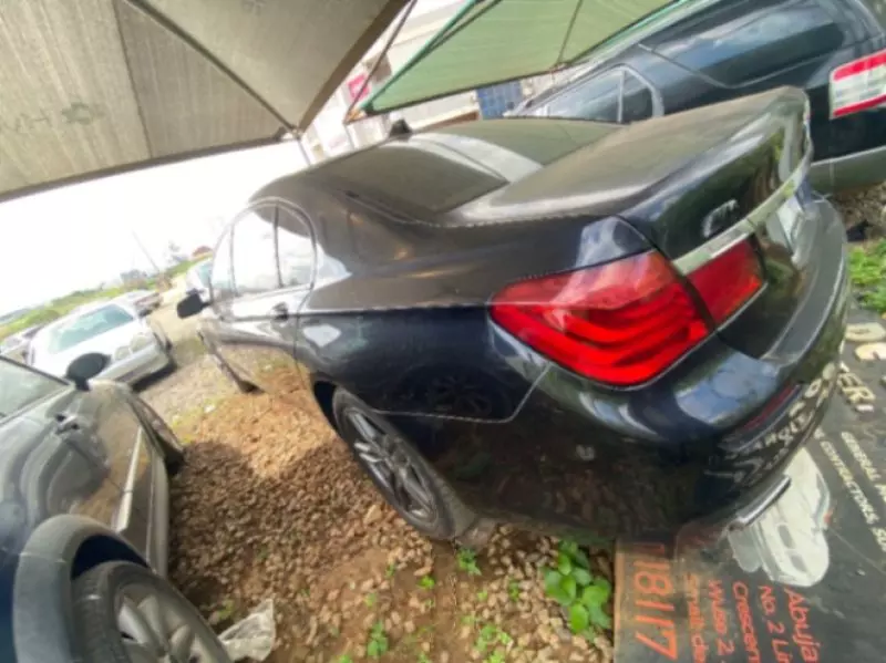 BMW 750Lxi, Alpina B7   - 2012