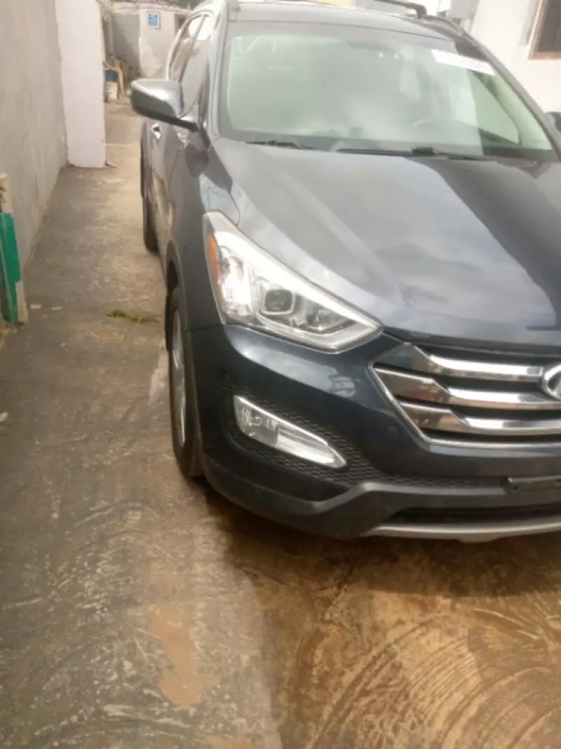 Hyundai Santa Fe Sport   - 2013