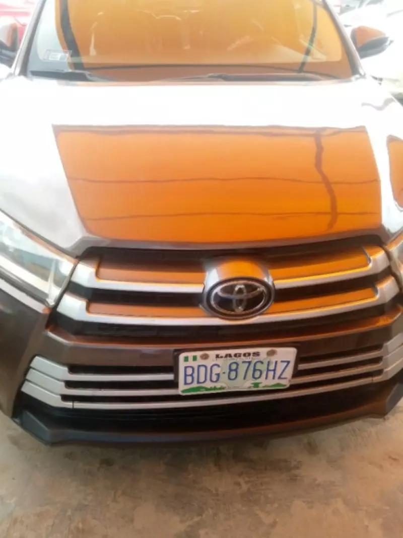 TOYOTA Highlander   - 2017