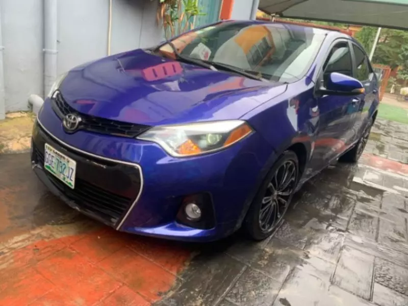 TOYOTA Corolla   - 2014