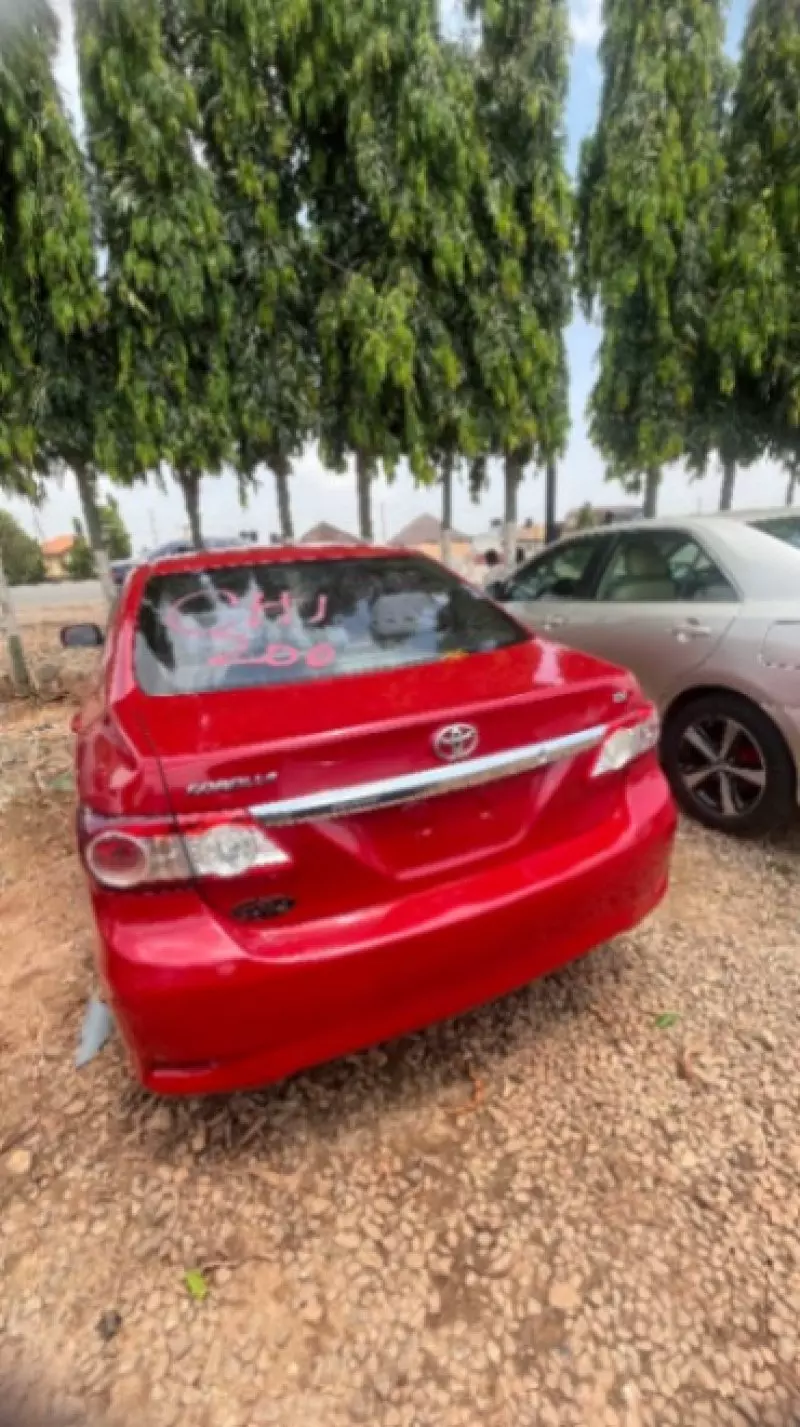 TOYOTA Corolla   - 2011