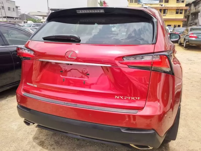 Lexus NX 200T   - 2016