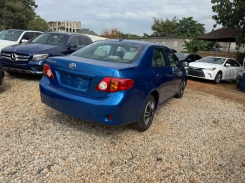 Toyota Corolla - 2009