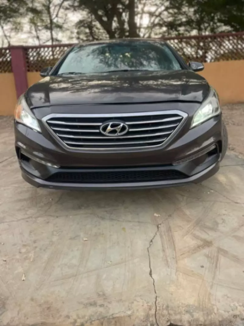Hyundai Sonata   - 2017
