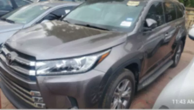 TOYOTA Highlander   - 2016