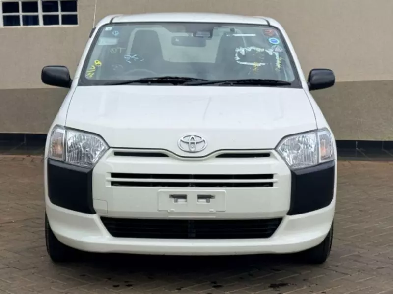 Toyota Probox    - 2018