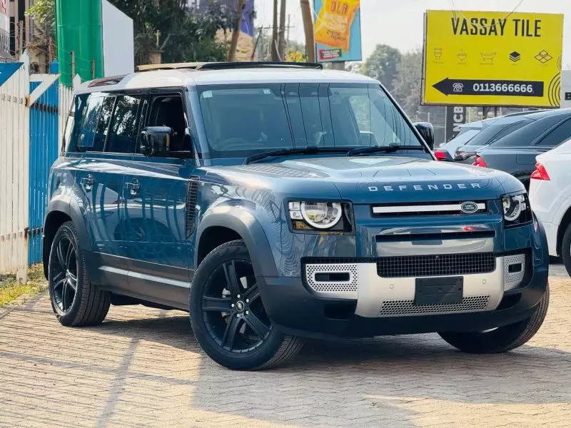 Land Rover Defender   - 2020